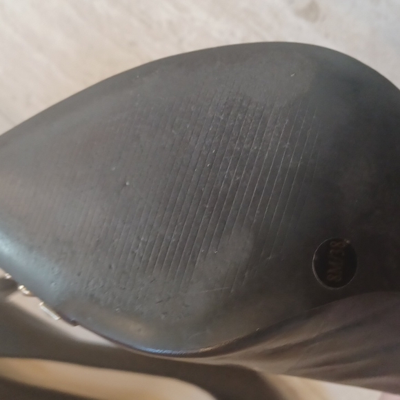 BCBGENERATION Black Gold Studded Heels - Picture 6 of 9